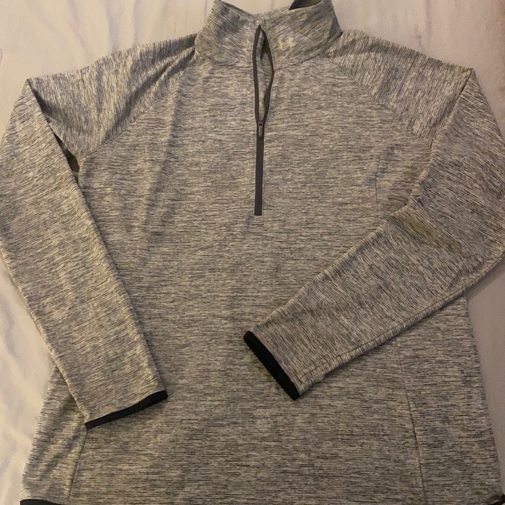 Women’s Under Armour Run Pullover XL Gray